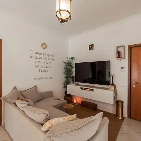 Amazhome - Il Rifugio Degli Artisti Rimini